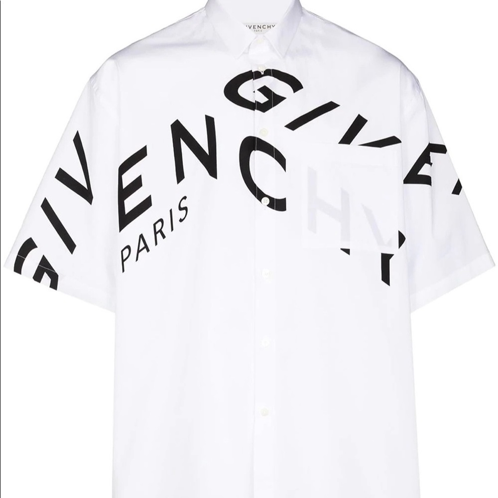 Givenchy Refracted Logo Short Sleeve shirt
